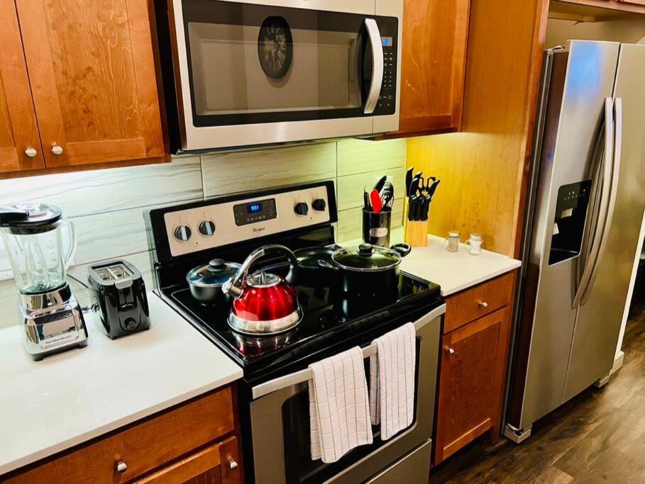 Apto 1 Bed - Kitchen - Free Parking Lejlighed Houston Eksteriør billede
